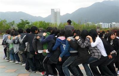 上海狼牙企业管理咨询 专业团队服务，助力企业成长与凝聚力提升